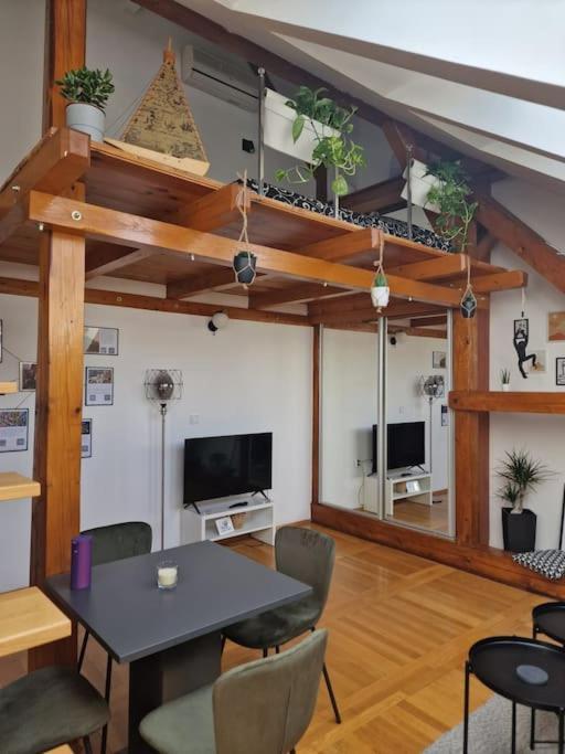 Captain Misha'S Place Belgrade Exterior photo